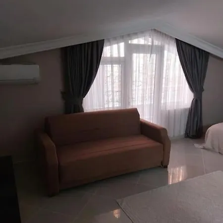 Apartamento Bektaslar 3+1 Lueks
